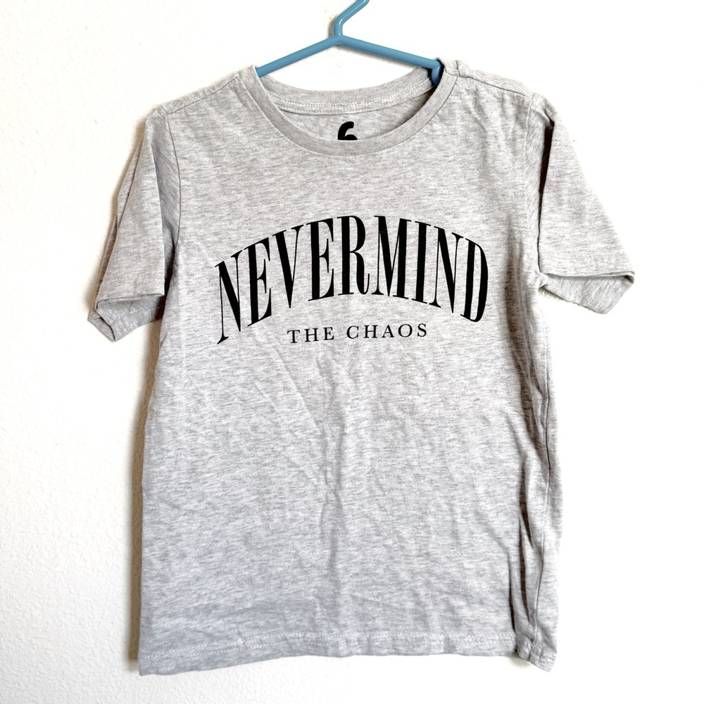 COTTON ON Boys Light Gray Nevermind The Chaos T-Shirt sz 6